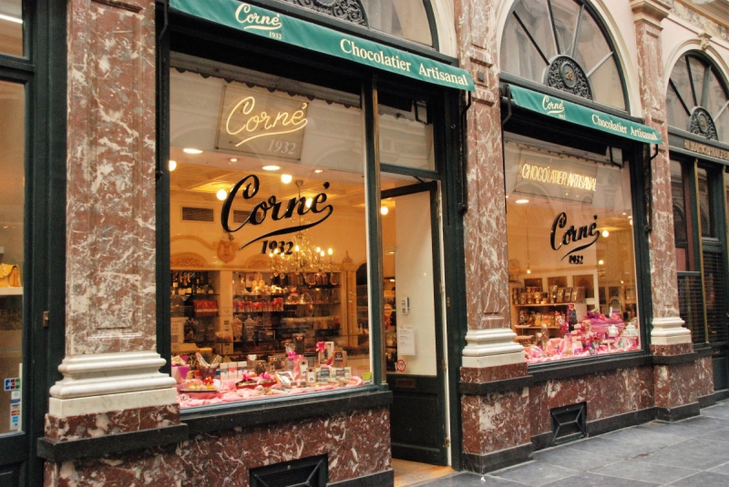 vente-AMPUS-min_chocolate_chocolaterie_shop_luxury_chic_gallery_brussels_belgium-558146